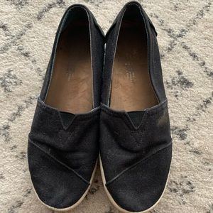 Toms slip ons